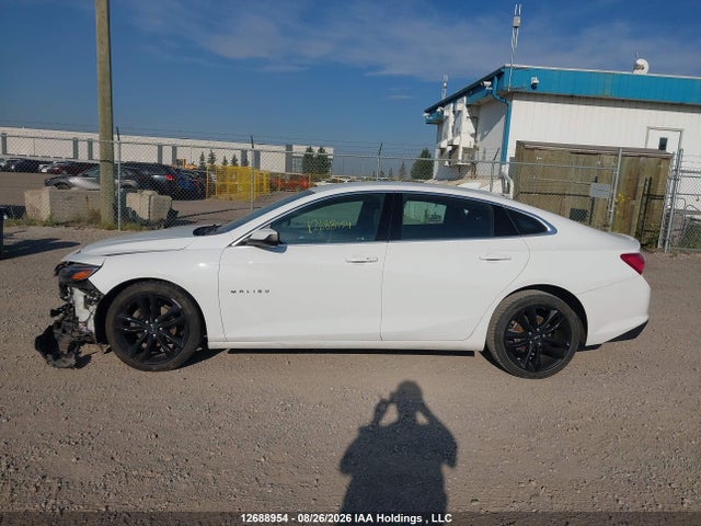 1G1ZD5STXNF165762 Chevrolet MALIBU LT