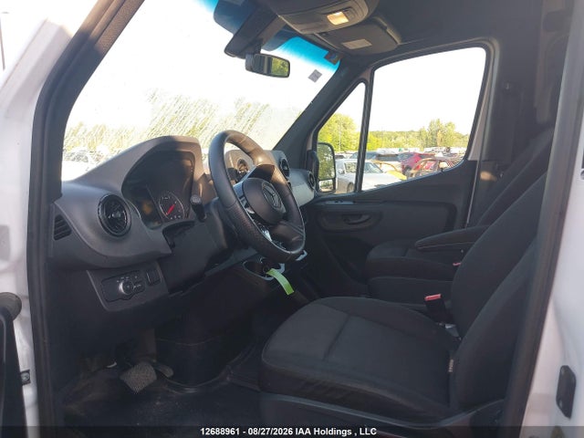 Mercedes-Benz Sprinter 2500 2025 W1Y4KCHY1SP789532 Image 5