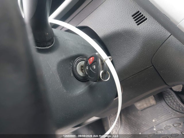 12688985 :رقم المزاد ، 2T1KU4EE2DC057840 vin ، 2013 Toyota Corolla Matrix مزاد بيع