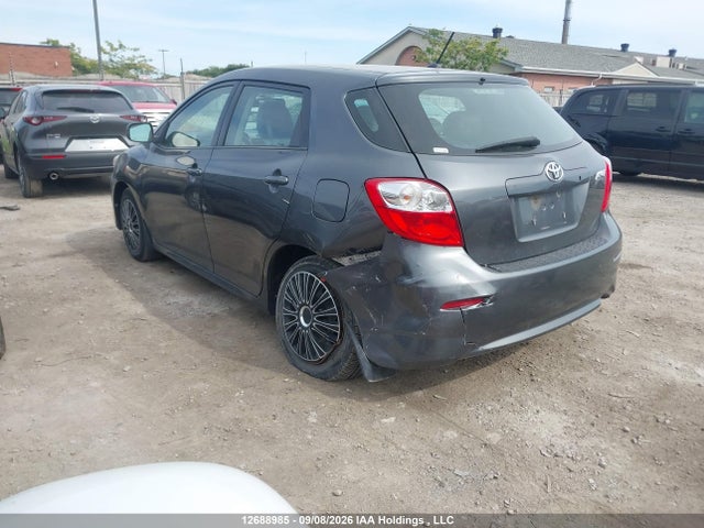 12688985 :رقم المزاد ، 2T1KU4EE2DC057840 vin ، 2013 Toyota Corolla Matrix مزاد بيع
