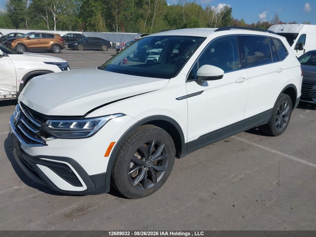 Volkswagen Tiguan 2022 3VV2B7AX2NM127927 Image 2