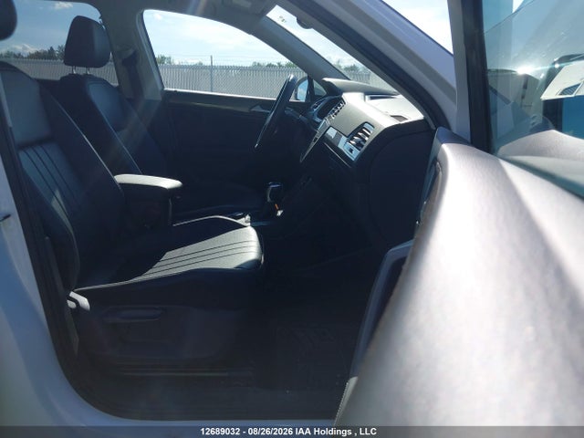 Volkswagen Tiguan 2022 3VV2B7AX2NM127927 Image 5