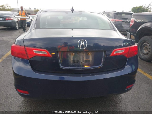 12689128 :رقم المزاد ، 19VDE1F51DE400800 vin ، 2013 Acura Ilx مزاد بيع