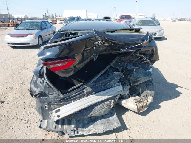 4T1G11AK3NU695541 Toyota CAMRY SE