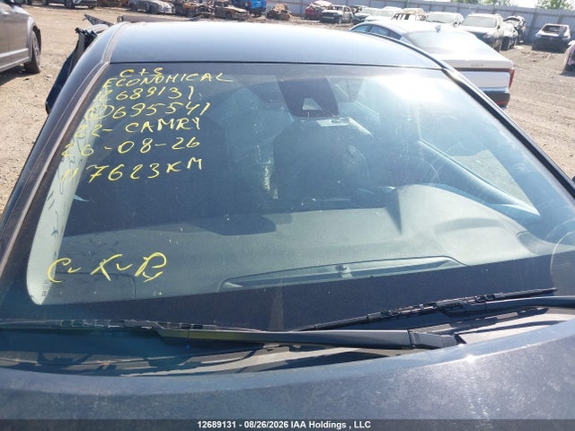 4T1G11AK3NU695541 Toyota CAMRY SE