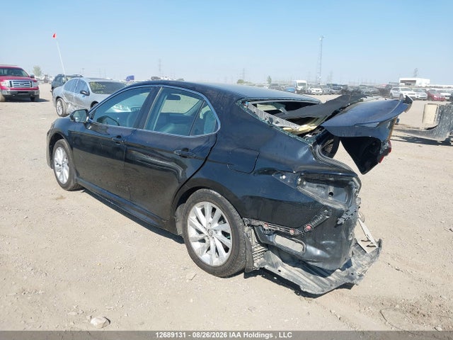 4T1G11AK3NU695541 Toyota CAMRY SE