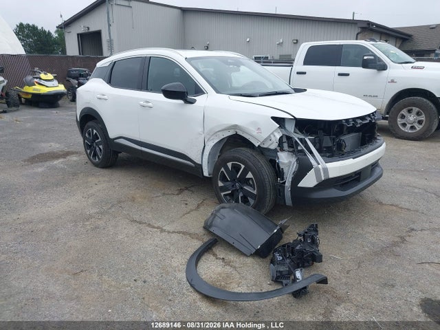 3N8AP6CB5TL317588 Nissan Kicks Sv Awd Cvt