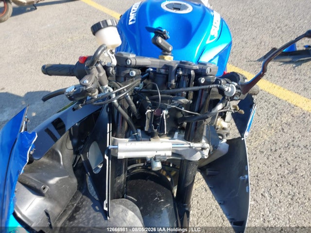 Suzuki GSX-R600 2022 JS1GN7FA4N7101186 Image 13