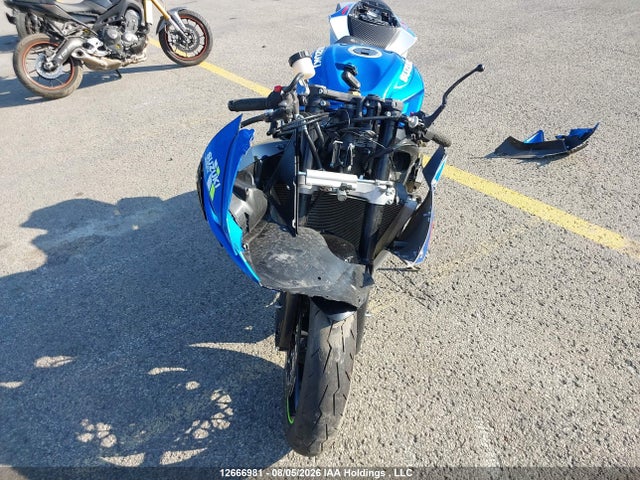 Suzuki GSX-R600 2022 JS1GN7FA4N7101186 Image 18
