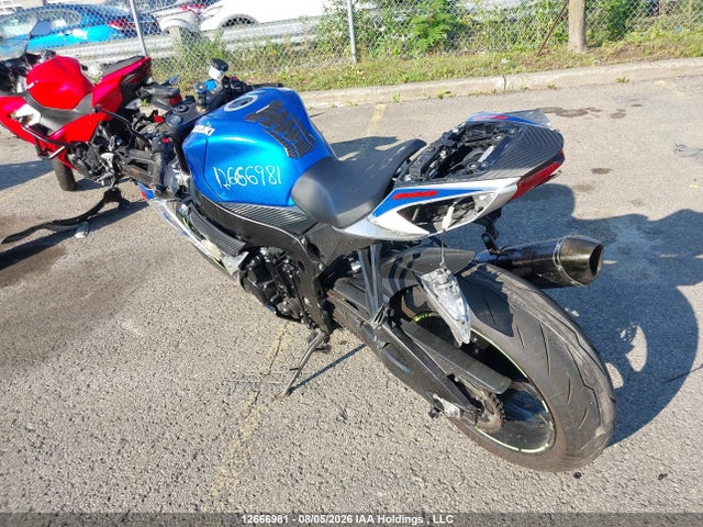 Suzuki GSX-R600 2022 JS1GN7FA4N7101186 Image 3