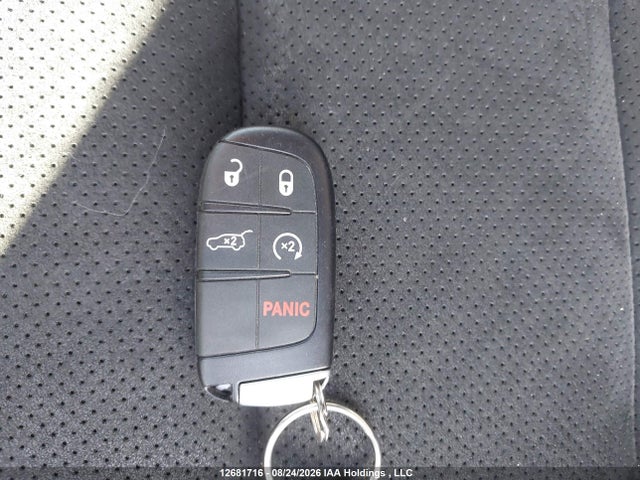 1C4RJFAG5KC823415 Jeep Grand Cherokee Laredo