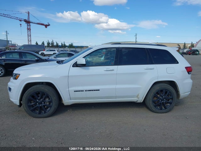 1C4RJFAG5KC823415 Jeep Grand Cherokee Laredo