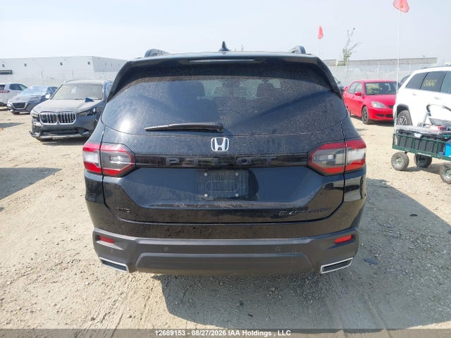 2025 Honda Pilot Black Edition მანქანა იყიდება აუქციონზე, vin: 5FNYG1H98SB504758, აუქციონის ნომერი: 12689153