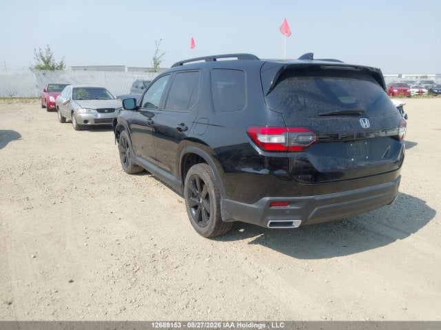 2025 Honda Pilot Black Edition მანქანა იყიდება აუქციონზე, vin: 5FNYG1H98SB504758, აუქციონის ნომერი: 12689153