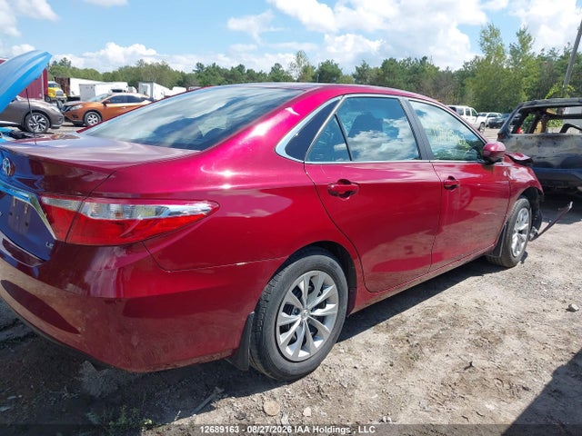 4T1BF1FK0GU576918 Toyota CAMRY LE