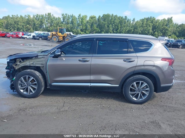5NMS3CAA4KH015919 Hyundai Santa Fe Luxury