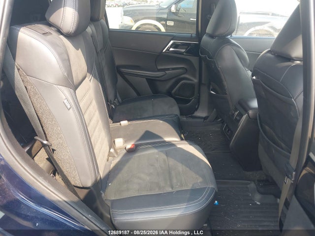 Продажа на аукционе авто 2024 Mitsubishi Outlander Le/se/sel, vin: JA4J4VA87RZ601208, номер лота: 12689187