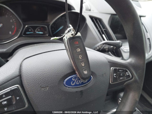 2019 Ford Escape Se მანქანა იყიდება აუქციონზე, vin: 1FMCU9GD2KUB40492, აუქციონის ნომერი: 12689208