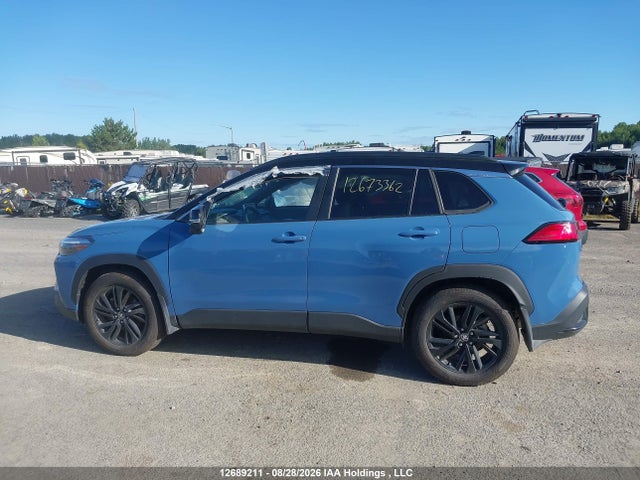 2026 Toyota Corolla Cross Hybrid Xse Awd მანქანა იყიდება აუქციონზე, vin: 7MUFBABG2TV100385, აუქციონის ნომერი: 12689211