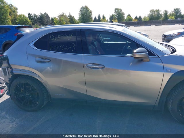 12689214 :رقم المزاد ، JTHR9JBH6M2046673 vin ، 2021 Lexus Ux 250h مزاد بيع