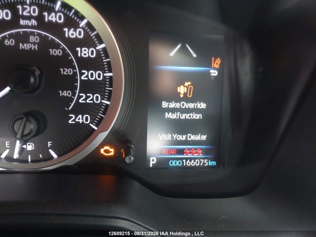 5YFBPMBE4NP301484 Toyota COROLLA LE