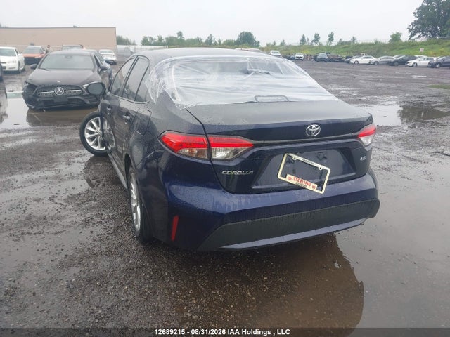 5YFBPMBE4NP301484 Toyota COROLLA LE