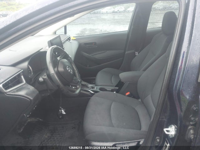 5YFBPMBE4NP301484 Toyota COROLLA LE