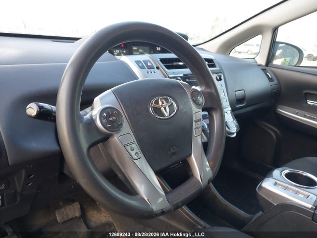 Toyota PRIUS V 2018 JTDZN3EU3JJ075924 Image 18