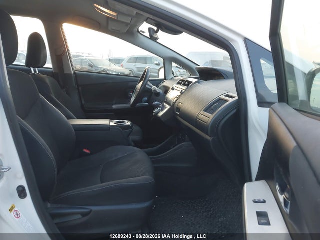Toyota PRIUS V 2018 JTDZN3EU3JJ075924 Image 5