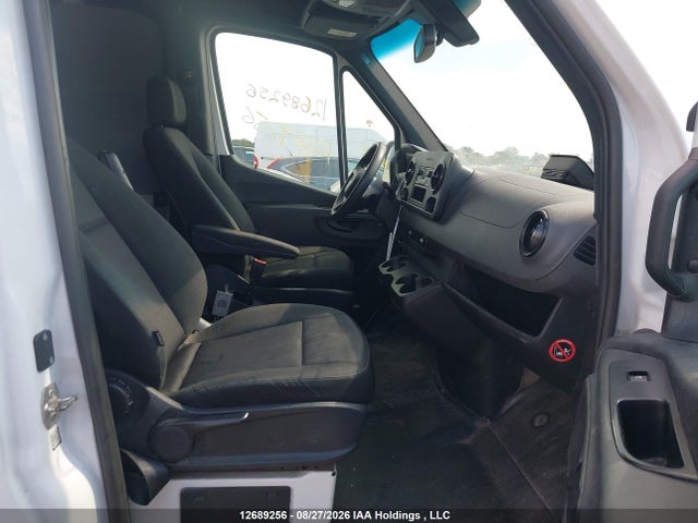 Mercedes-Benz Sprinter 2500 2025 W1Y4KCHY6SP785962 Image 5