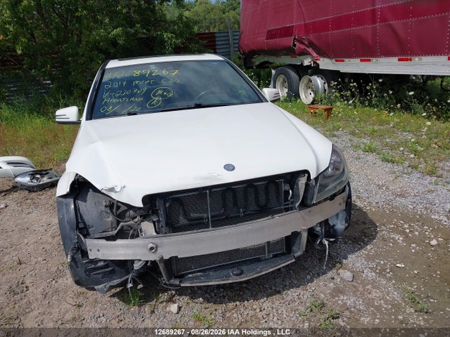 WDDGF8ABXEG230709 Mercedes-Benz C 300 4matic