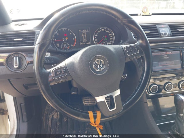 1VWBV7A33FC025040 Volkswagen Passat 2.0 Tdi Comfortline
