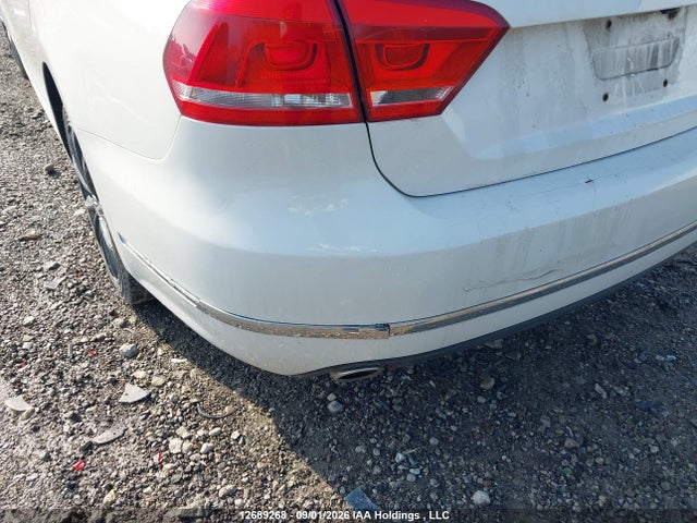 1VWBV7A33FC025040 Volkswagen Passat 2.0 Tdi Comfortline