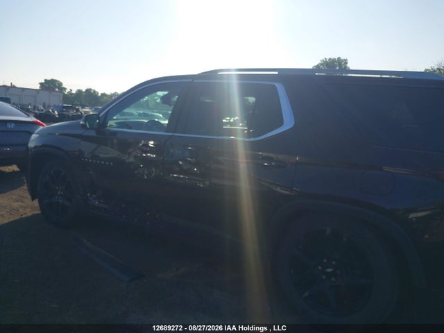 Продаж на аукціоні авто 2018 Chevrolet Traverse 3lt, vin: 1GNEVHKW6JJ202867, номер лоту: 12689272