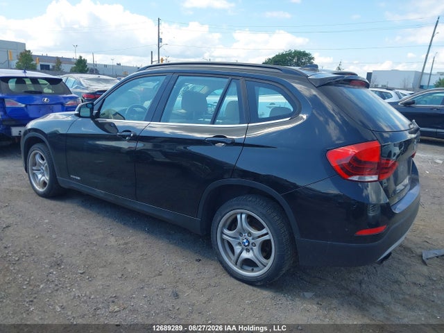 12689289 :رقم المزاد ، WBAVL1C55FVY27558 vin ، 2015 Bmw X1 Xdrive28i مزاد بيع