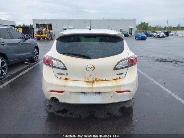 12689335 :رقم المزاد ، JM1BL1L70C1687557 vin ، 2012 Mazda 3 مزاد بيع