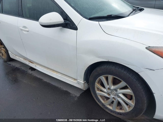 12689335 :رقم المزاد ، JM1BL1L70C1687557 vin ، 2012 Mazda 3 مزاد بيع