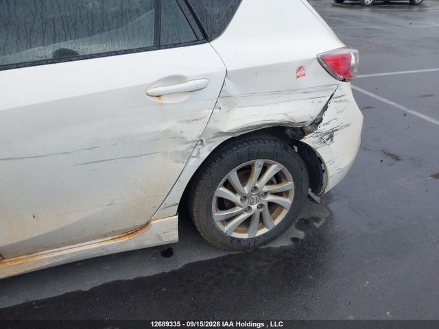 12689335 :رقم المزاد ، JM1BL1L70C1687557 vin ، 2012 Mazda 3 مزاد بيع
