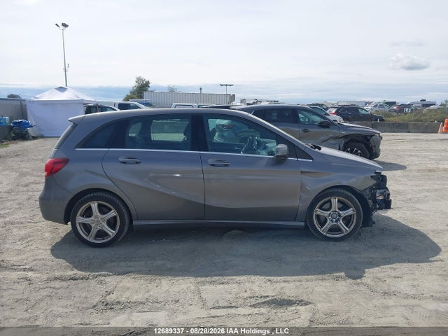 2015 Mercedes-benz B 250 4matic მანქანა იყიდება აუქციონზე, vin: WDDMH4GB7FJ365924, აუქციონის ნომერი: 12689337