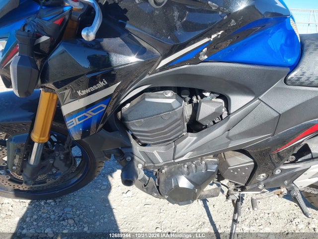 Kawasaki Zr800 B 2016 JKBZRCB12GDA16913 Image 9