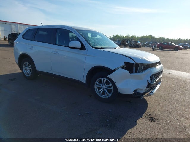 JA4AD2A38FZ601295 Mitsubishi Outlander Es