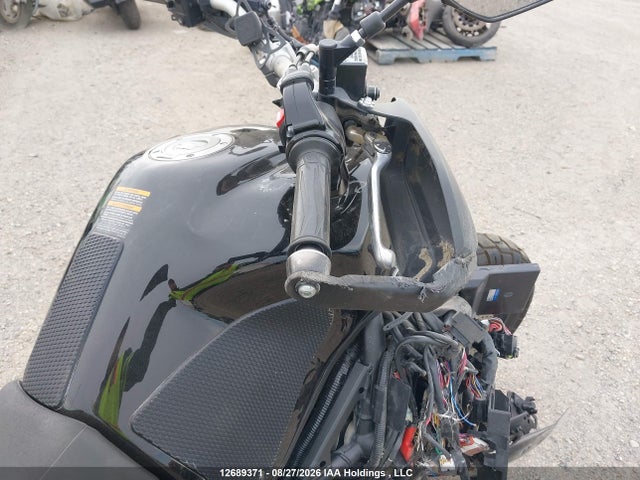12689371 :رقم المزاد ، JYADP05N4GA000276 vin ، 2016 Yamaha Xt1200ze مزاد بيع