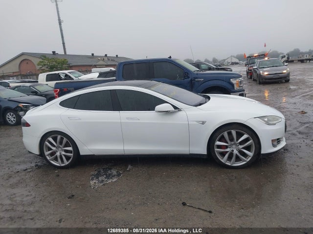 Tesla Model S 60d/70d/75d/85d/90d 2016 5YJSA1E20GF125453 Image 13