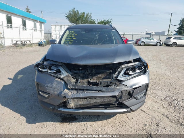 2018 Nissan Rogue S/sl/sv მანქანა იყიდება აუქციონზე, vin: JN8AT2MV2JW321442, აუქციონის ნომერი: 12689399