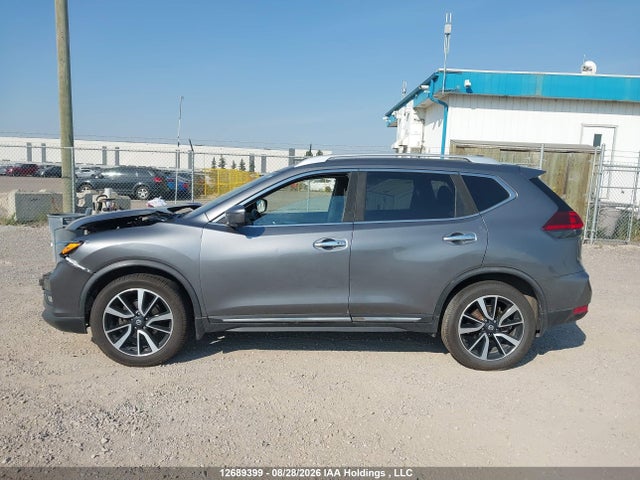2018 Nissan Rogue S/sl/sv მანქანა იყიდება აუქციონზე, vin: JN8AT2MV2JW321442, აუქციონის ნომერი: 12689399
