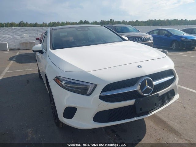 WDD3F4HB7KJ085267 lot image