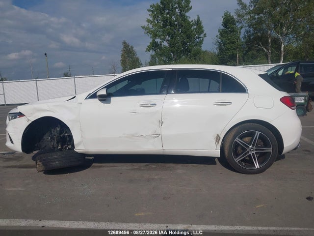 WDD3F4HB7KJ085267 Mercedes-Benz A 250 4matic