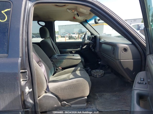 2004 Chevrolet Silverado 2500 Ls/lt მანქანა იყიდება აუქციონზე, vin: 1GCGK23U84F238278, აუქციონის ნომერი: 12684465
