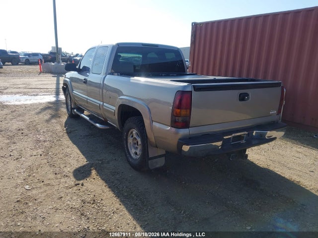 2002 Chevrolet Silverado 1500 Ls/lt მანქანა იყიდება აუქციონზე, vin: 2GCEK19T521402851, აუქციონის ნომერი: 12667911