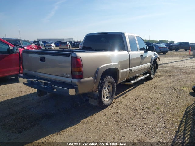 2002 Chevrolet Silverado 1500 Ls/lt მანქანა იყიდება აუქციონზე, vin: 2GCEK19T521402851, აუქციონის ნომერი: 12667911